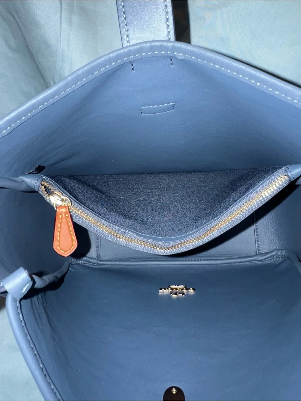 Coach CDB98 Hadley Convertible Crossbody Bag in Signature Denim - Picture 11 of 15